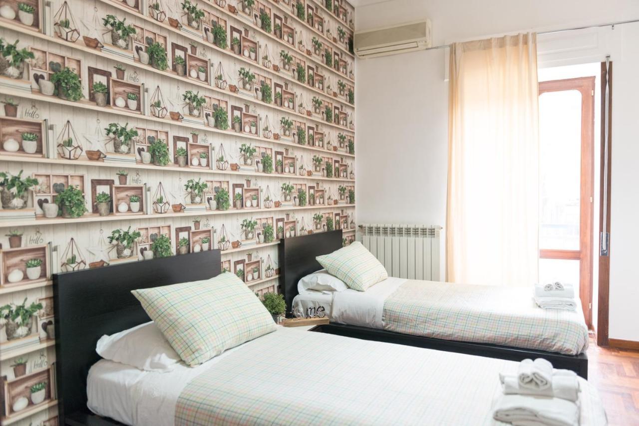 Laetitia Guest House32 Aversa Buitenkant foto
