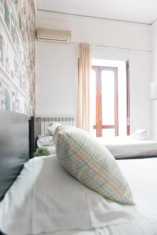 Laetitia Guest House32 Aversa Buitenkant foto