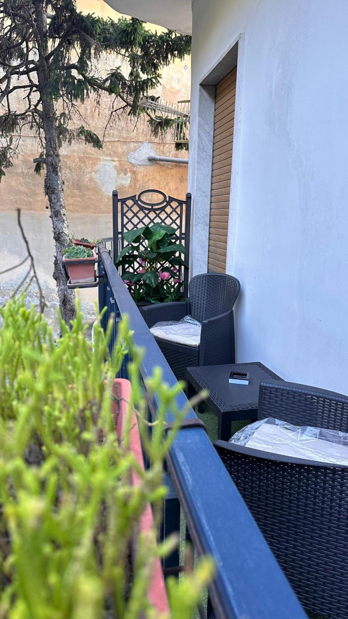 Laetitia Guest House32 Aversa Buitenkant foto
