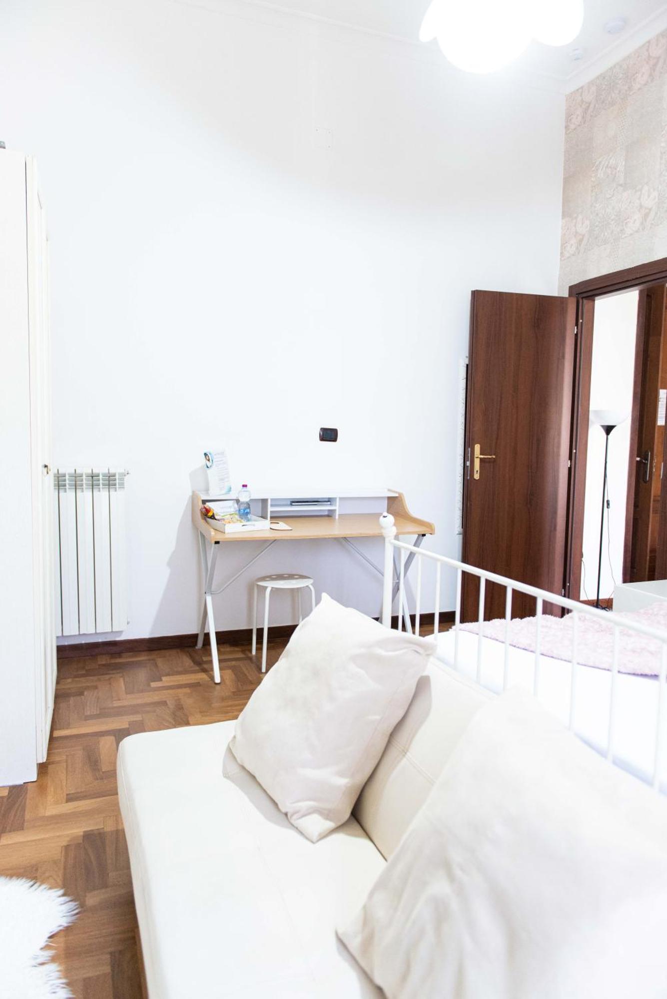 Laetitia Guest House32 Aversa Buitenkant foto